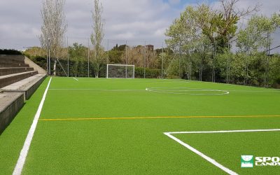 The Works of the football field of the Avenç School of Sant Cugat del Vallès, Barcelona, has been finished.