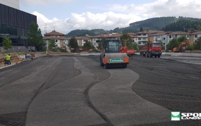 New football field in Aretxabaleta (Gipuzkoa) in progress