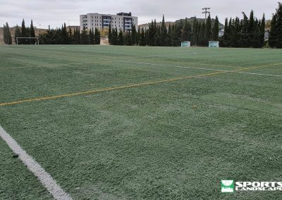 Instalación césped artificial reutilizado en campo anexo de la Ciudad Deportiva de Tafalla (Navarra)