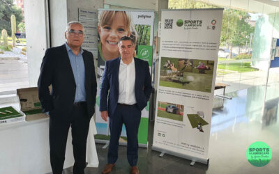 Patrocinadores y ponentes en una jornada formativa de ACGEP