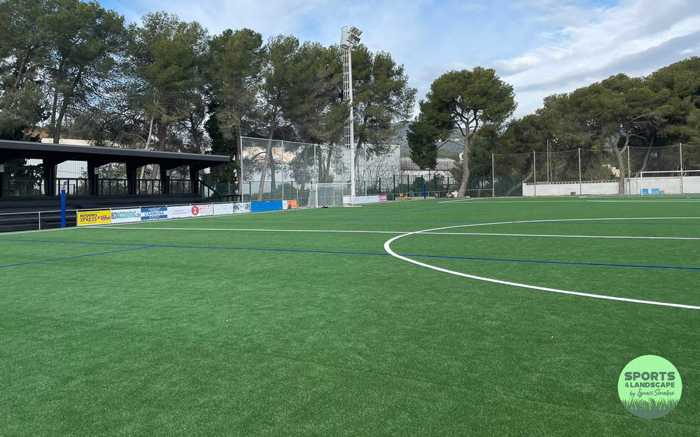 El camp de Sant Pere de Ribes, també amb gespa artificial de Sports & Landscape